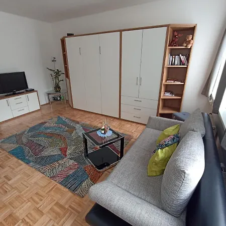 Appartement Apartmentstudio Mit Tiefgarage Free Parking