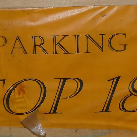 Apartament Apartmentstudio Mit Tiefgarage Free Parking Graz